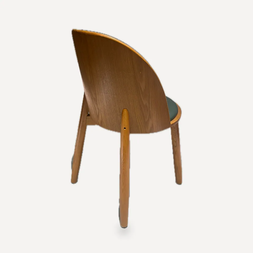 Scoop Shell Chair view 2